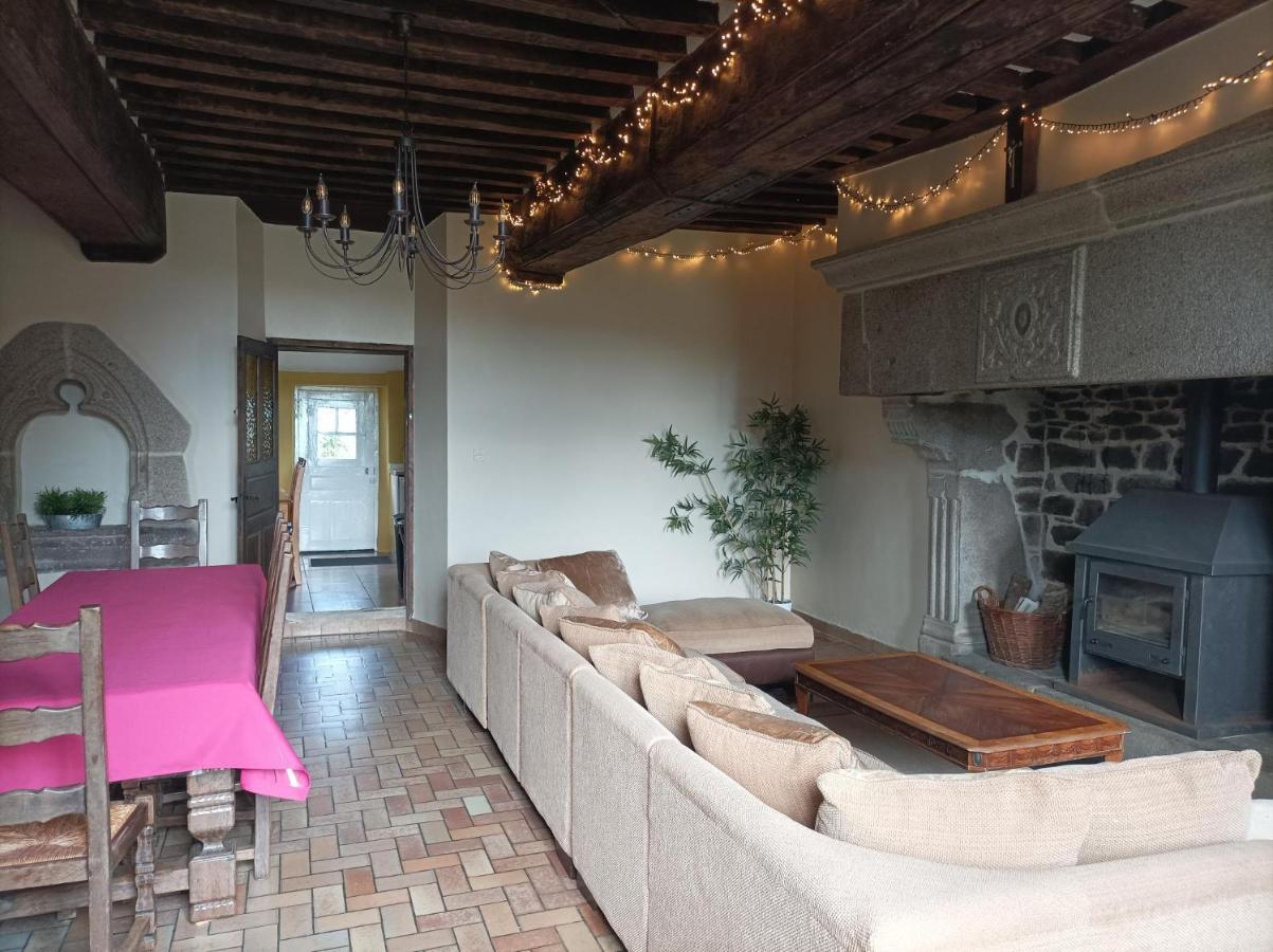 La Petellerie, Maison De Campagne Avec Piscine Pour Un Sejour Detente Moyon Dış mekan fotoğraf